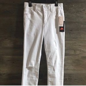 Candies Juniors Size 26 Crop Jeans